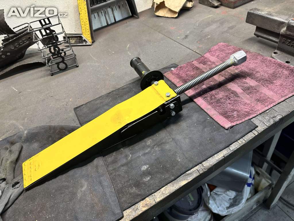 Prodám mechanický klín BOBR - DOMÁCÍ VÝROBY 