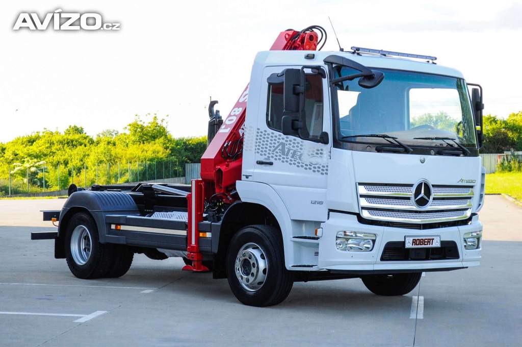 MERCEDES ATEGO 1218 HÁKOVÝ NOSIČ KONTEJNERŮ + HYDRAULICKÁ RUKA EURO6