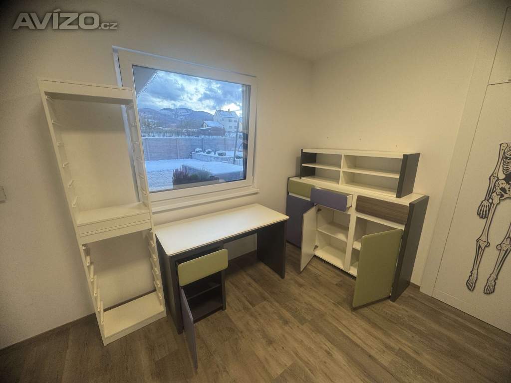 Sestava dětského nábytku