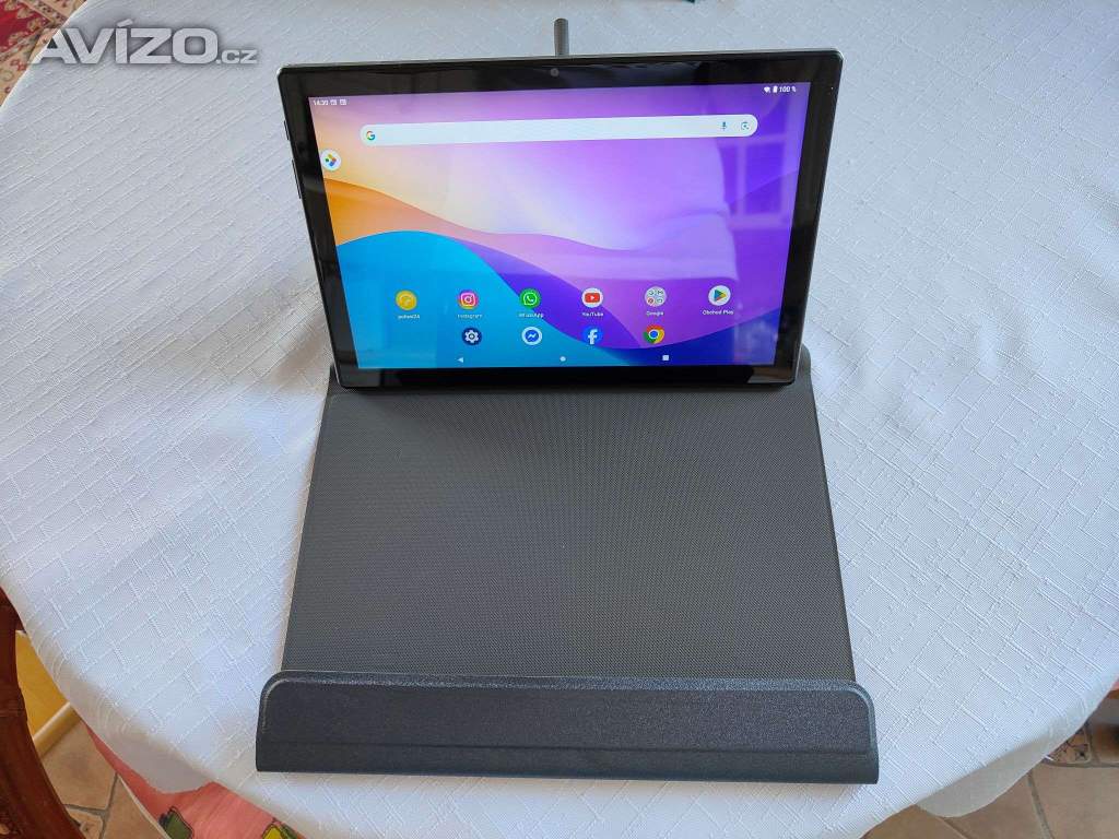 Univerzální stojánek na tablet