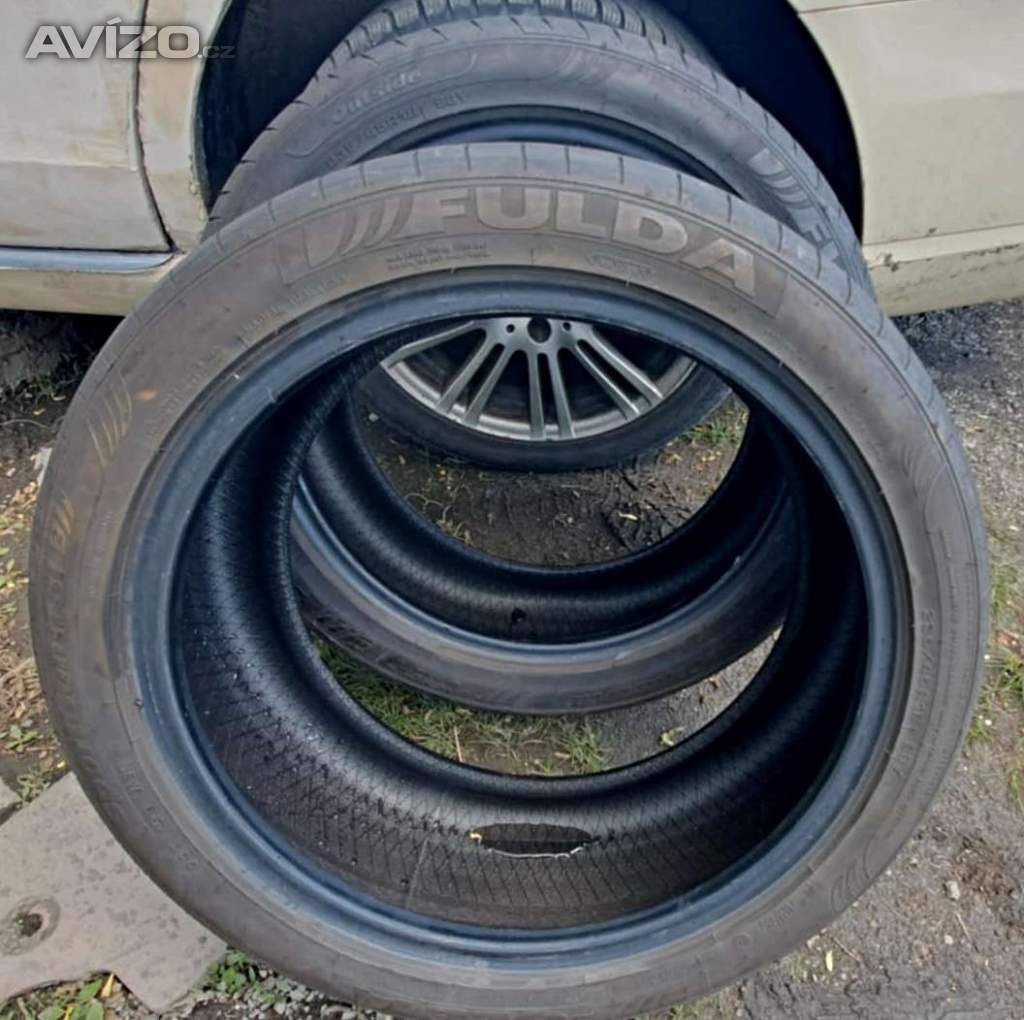 PNEU FULDA 235/45/18,LETNI 2KS,VZOREK STRED 4MM,KRAJE 3MM