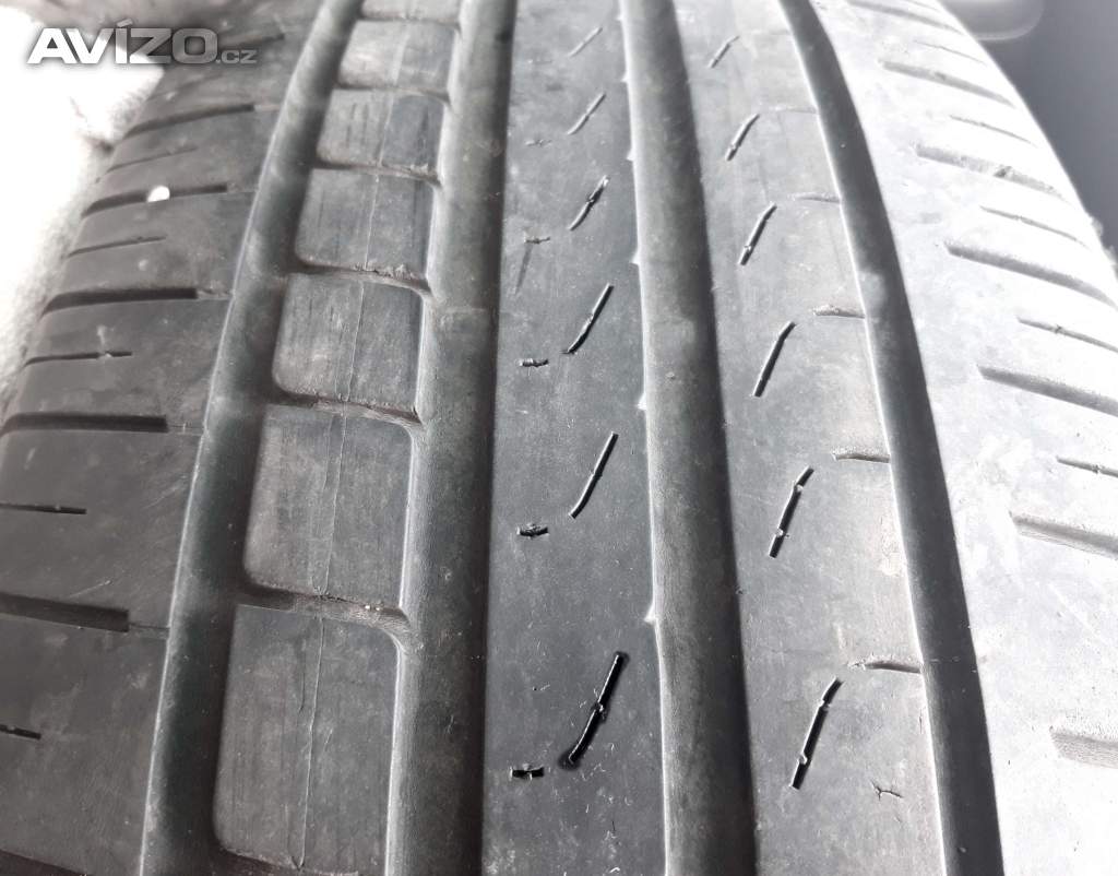 2ks letních pneu 225/60 R17 Pirelli