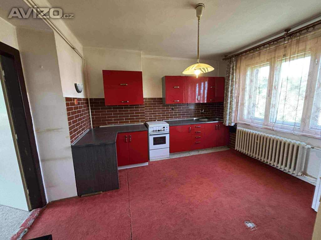 Částečně zařízený 2+1 51m2 nájem 6.160,- ul.Mendělejevova