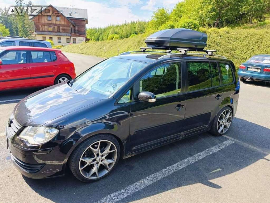 Volkswagen Touran 2.0 TDI, r.v. 2007, 7 míst, skvělý stav!