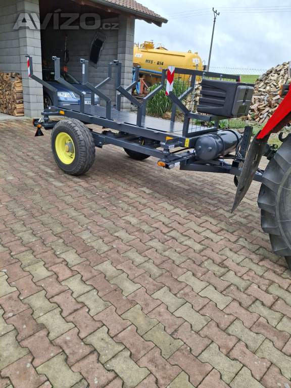 Prodám přívěs za traktor 