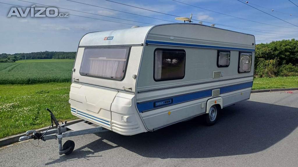 Karavan Wilk 500 de Luxe + velký předstan + nová STK