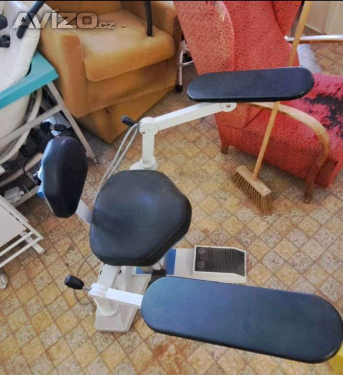 Oftalmologické operační křeslo