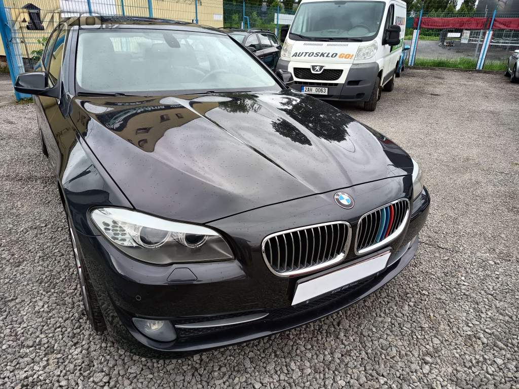 BMW 525d xDrive Limousine Webasto ČR 
