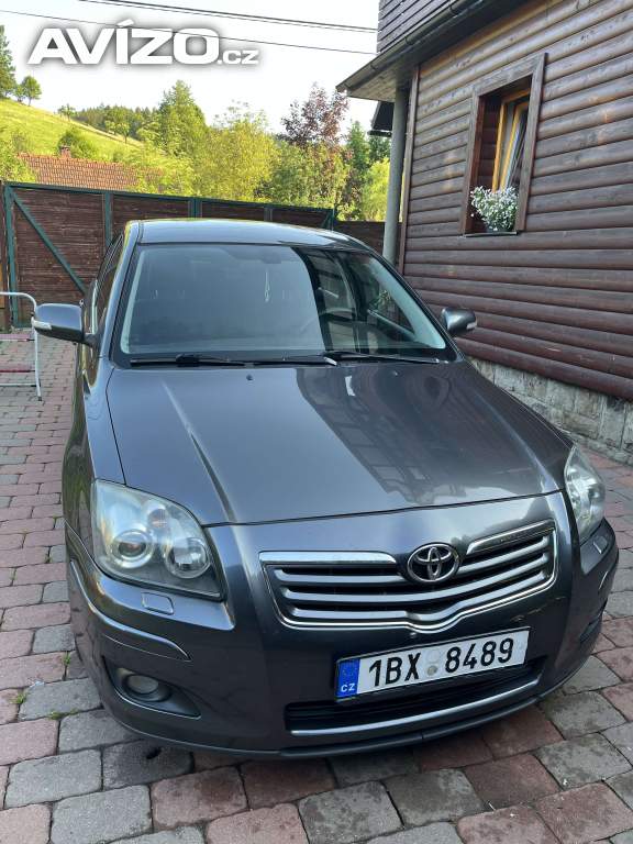 TOYOTA AVENSIS 1,8 BENZÍN 2007 SEDAN