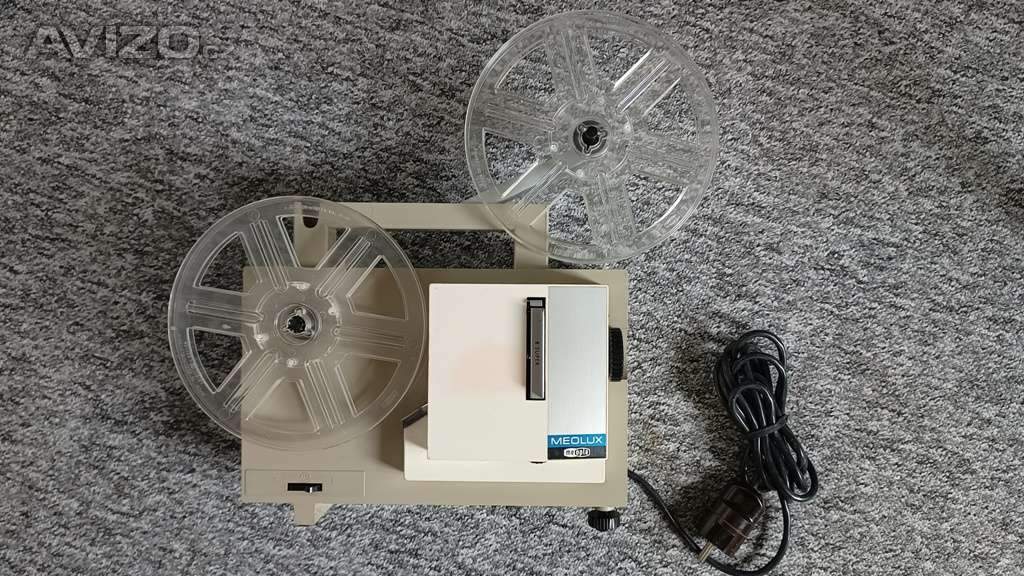 PROMÍTAČKA - PROJEKTOR MEOPTA MEOLUX 85113 na flmy 8 mm Super