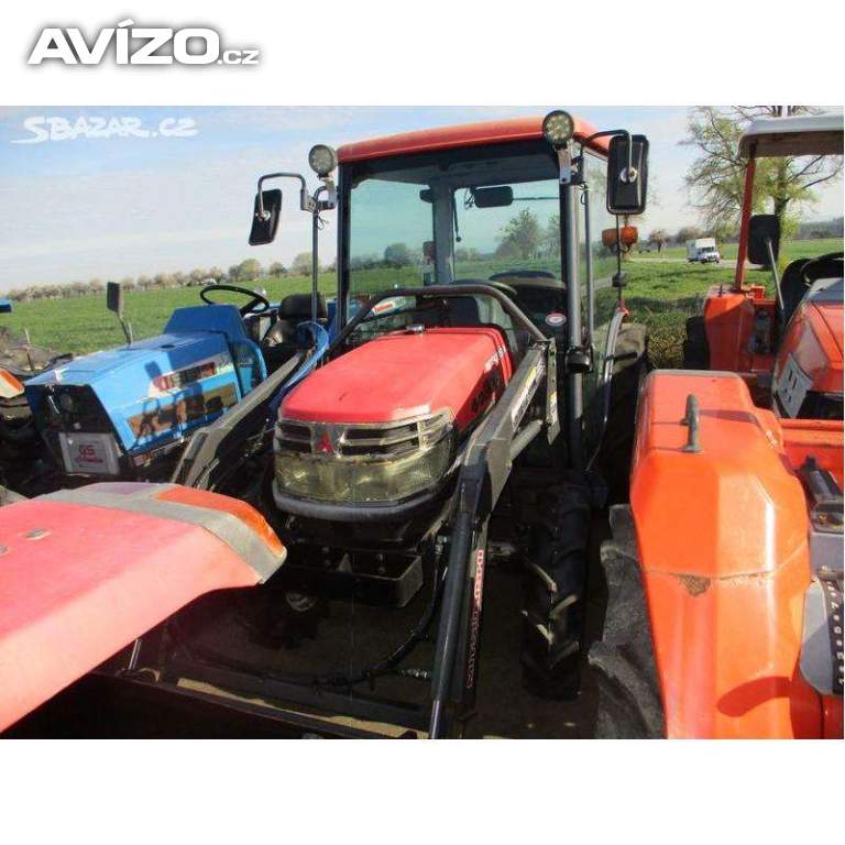 Malotraktor Mitsubishi MMT 28 s nakladačem a kabinou