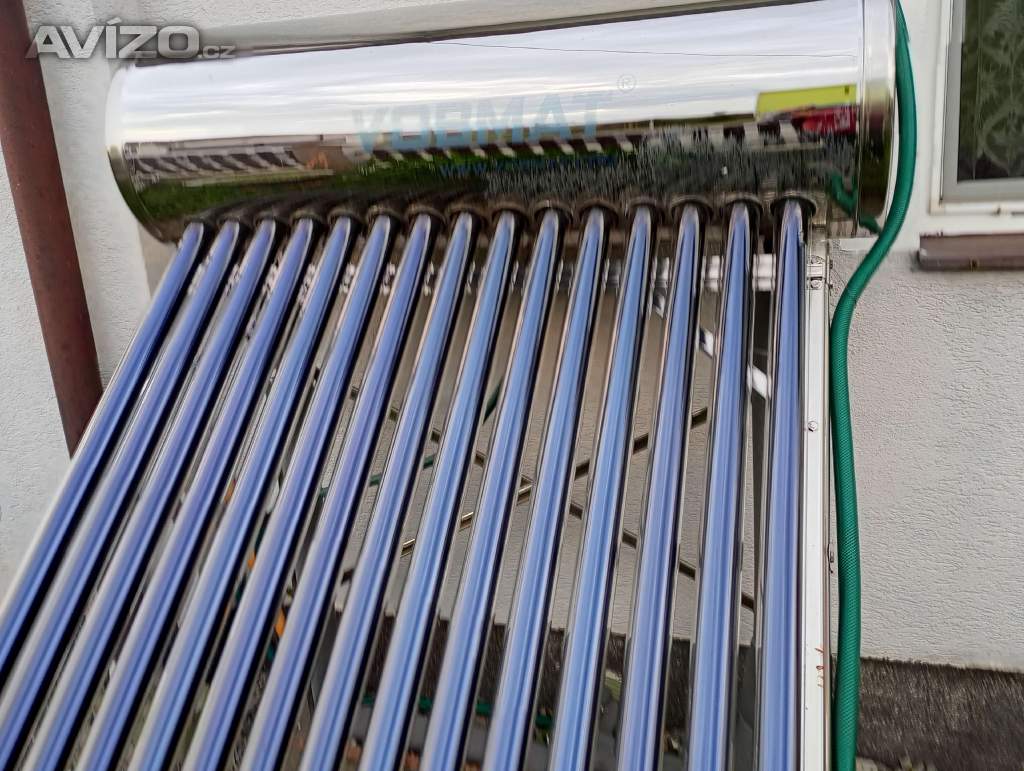 TLAKOVÝ SOLARNÍ KOLEKTOR TYPU HEAT-PIPE PRO OHŘEV VODY