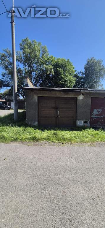 Pronájmu řadovou garáž 