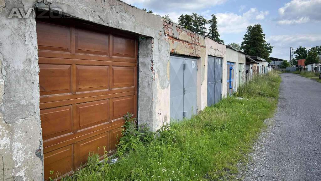 Prodej 3 garáží v řadě – Karviná, ul. Bohumínská