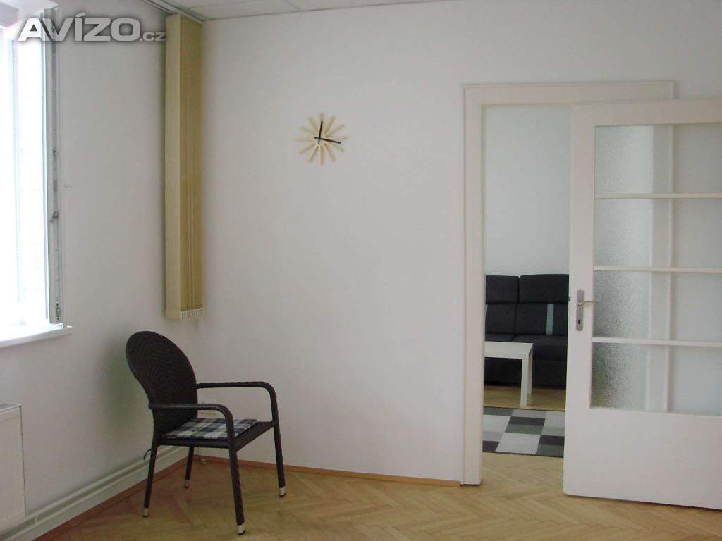 Pronájem prostor Mor. Ostrava, ul. Veleslavínova (202 m2, s parkováním)