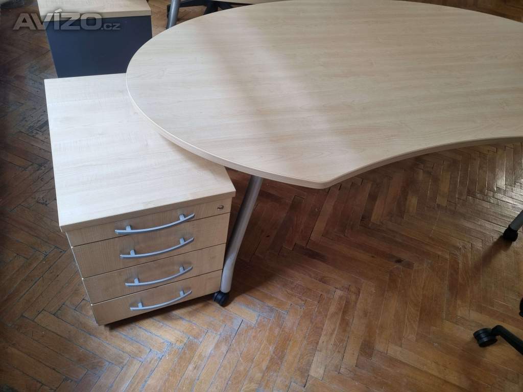  Prodam Kancelářský nábytek