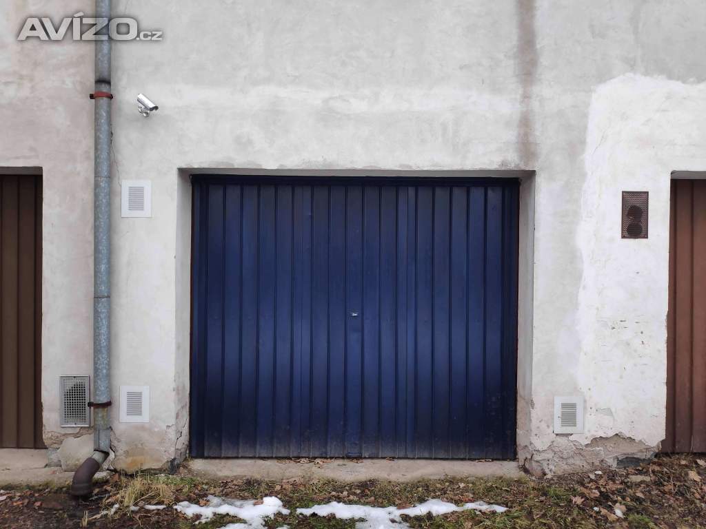 Řadová garáž Trutnov, Výsluní 