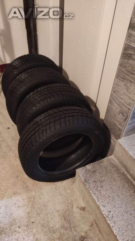 Prodám celoroční pneu 4ks Barum Polaris 5