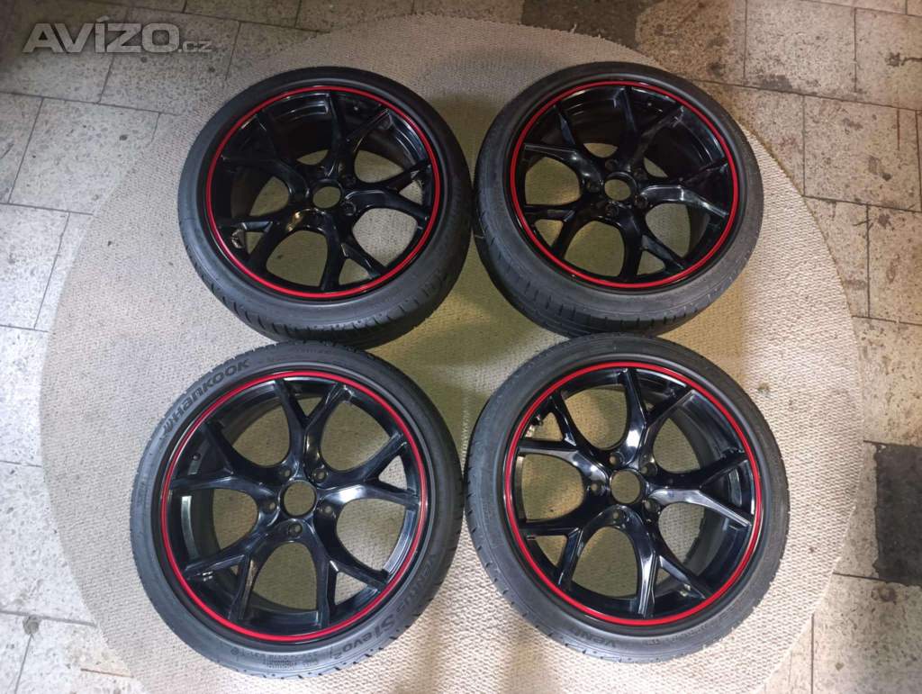 5*114,3 R18 Krásné litá kola s letním pneu hankook