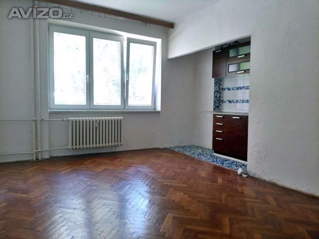 Pronájem, byt 1+kk, 22 m2, Ostrava-Poruba, ul. Španielova
