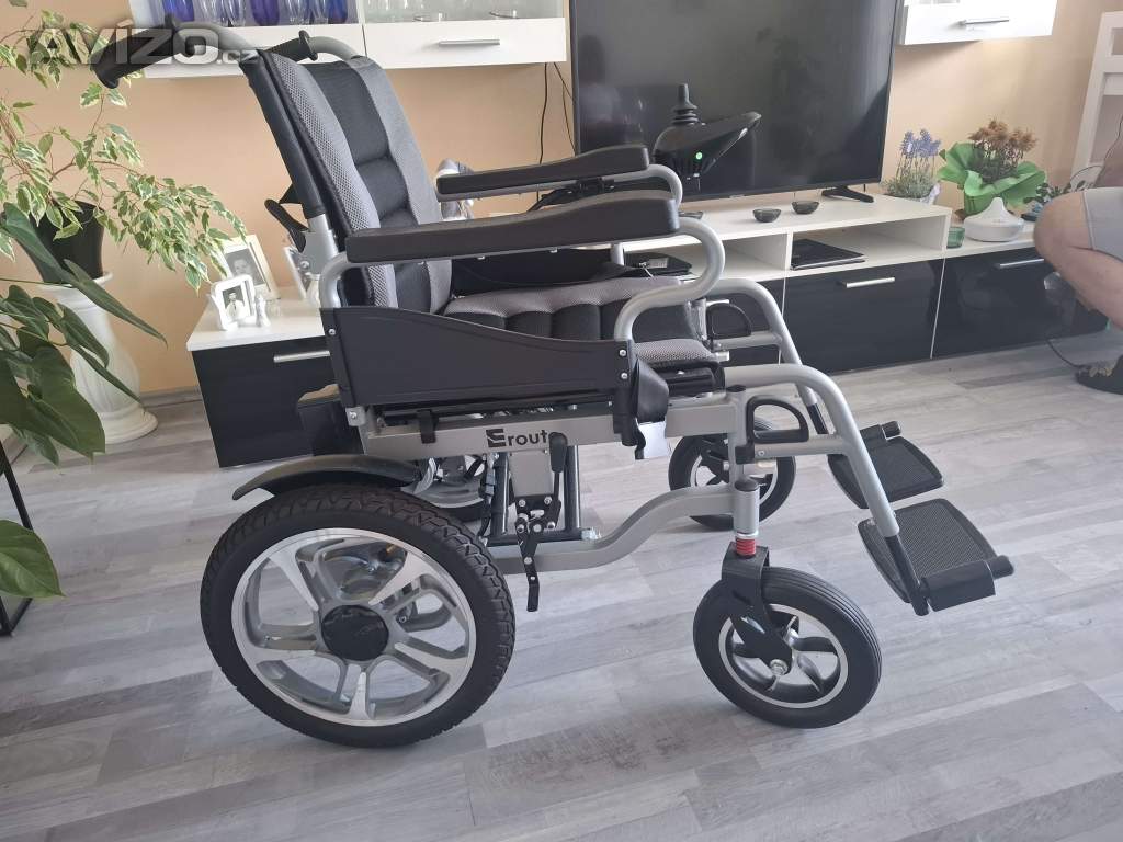Elektrický skládací invalidní vozík Eroute 6001A 