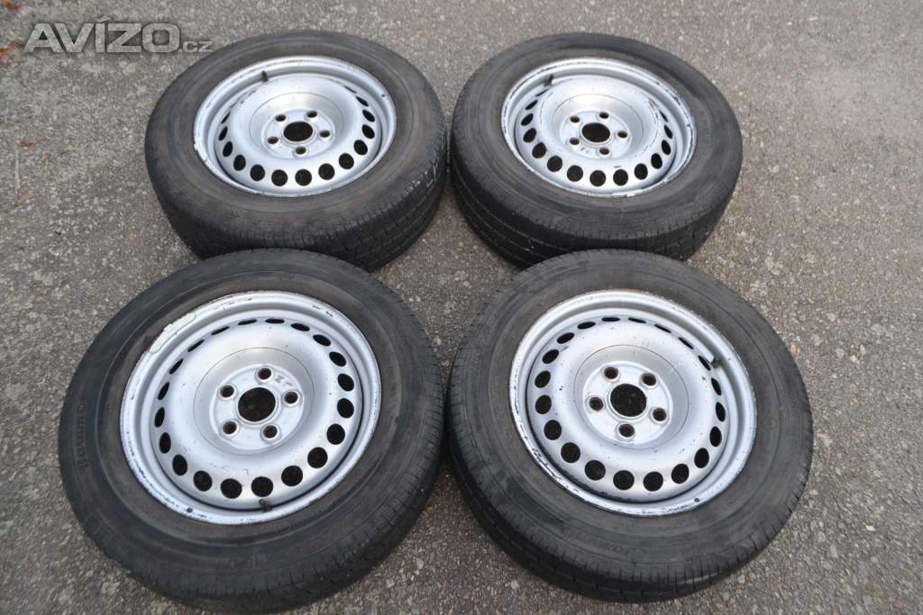 Sada pěkných letních kol 205/65R16C na VW Transporter T5, T6,T6.1