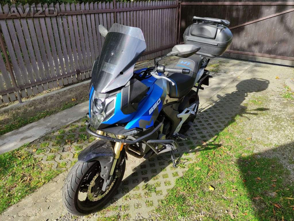  Motorka CFMoto 650MT
