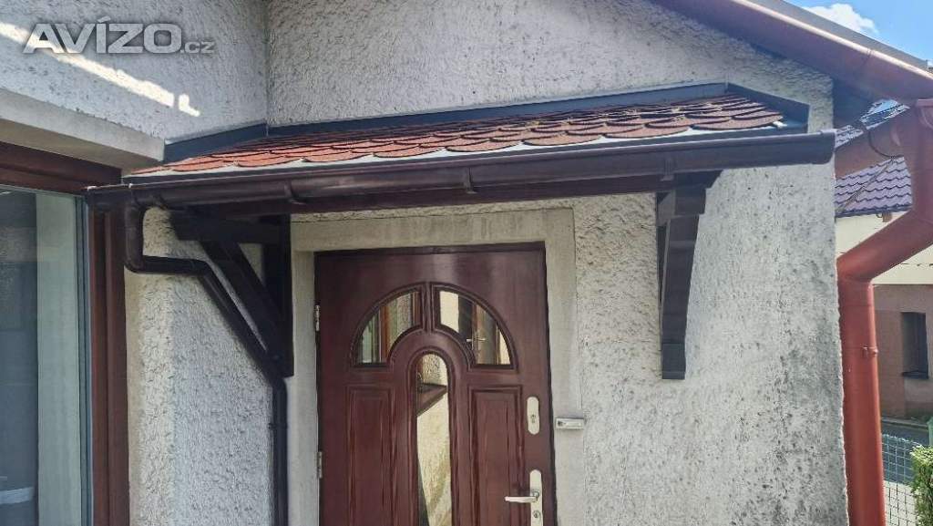 Stříška nad vchodové dveře