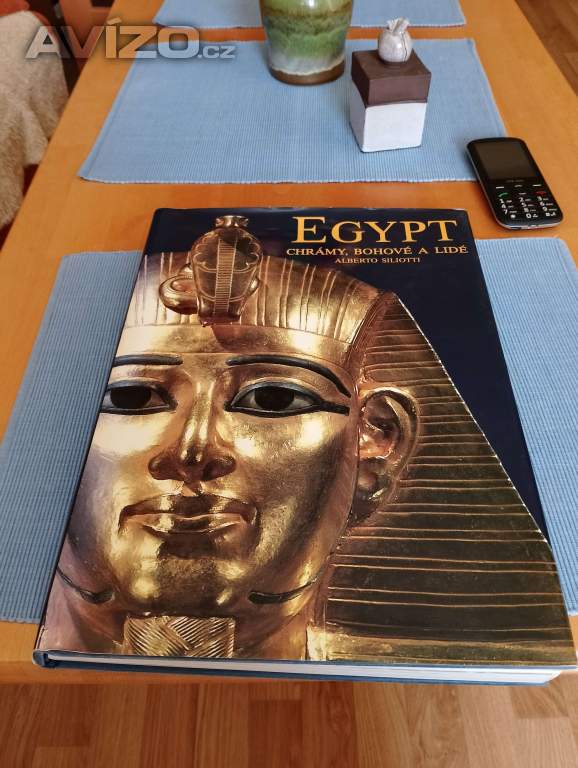 Prodám nádhernou obrazovou publíkaci Starý Egypt 