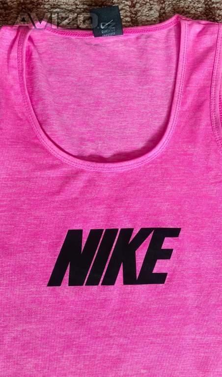 Dámské tričko. Zn. NIKE. Zcela NOVÉ !! Vel. M