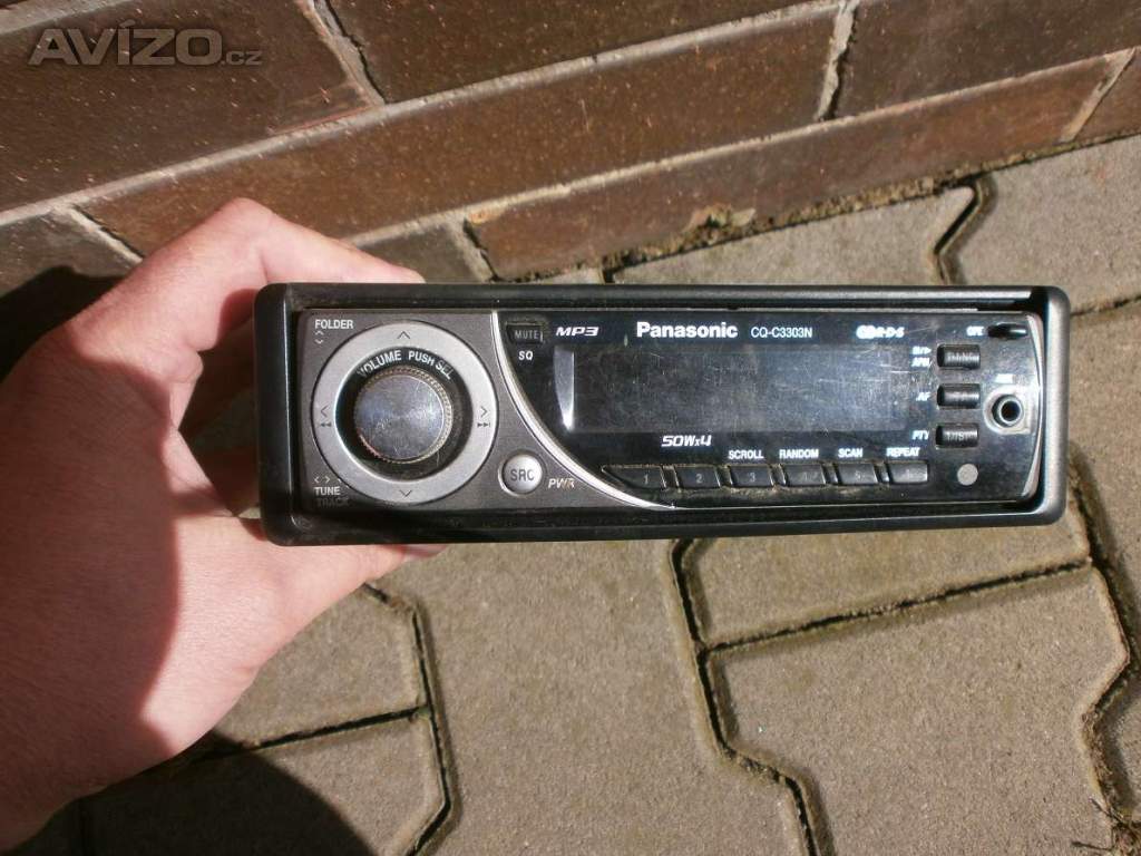 Autorádio PANASONIC na CD+MP3+AUX plně funkční cena: 200kč.