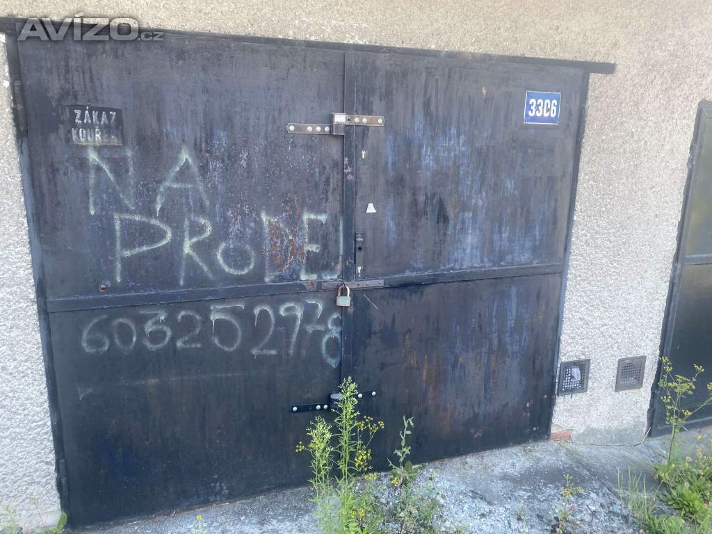 Prodám Garáž Prostřední Suchá