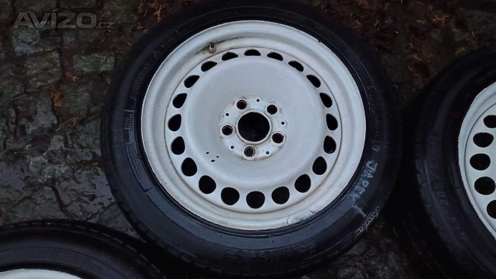 Foto inzerátu ocelové disky Mercedes, pneu 205/55 R16 (#171)