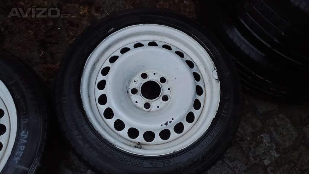 Foto inzerátu ocelové disky Mercedes, pneu 205/55 R16 (#171)