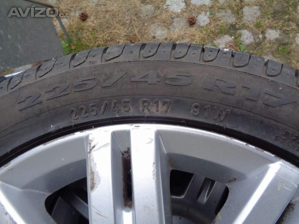 Foto inzerátu Alu disky Ford 5x108 s pneu 225/45 R17 (#104)