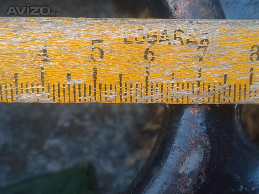 Foto inzerátu Zimní pneu 175/65 R14, 6mm na disku 4x108 (#105)