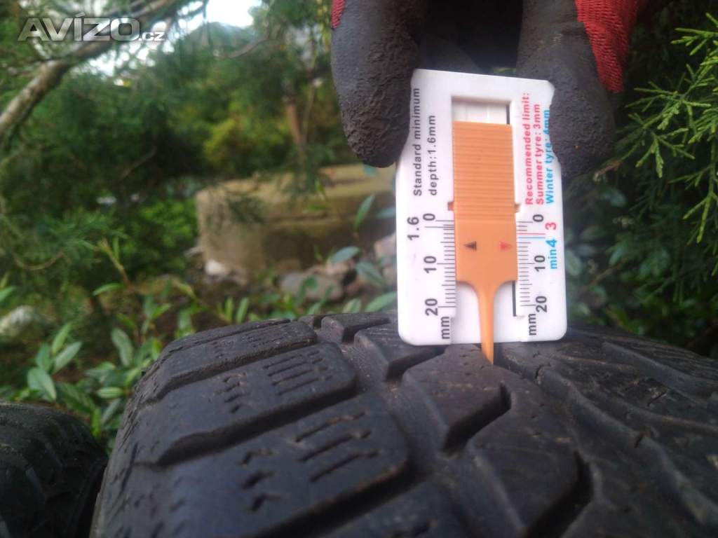 Foto inzerátu Zimní pneu 175/65 R14, 6mm na disku 4x108 (#105)