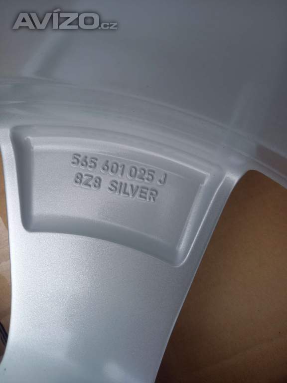 Foto inzerátu Škoda Kodiaq I,II/VW Tiguan/Seat Taracco- NOVÉ 17 Alu disky