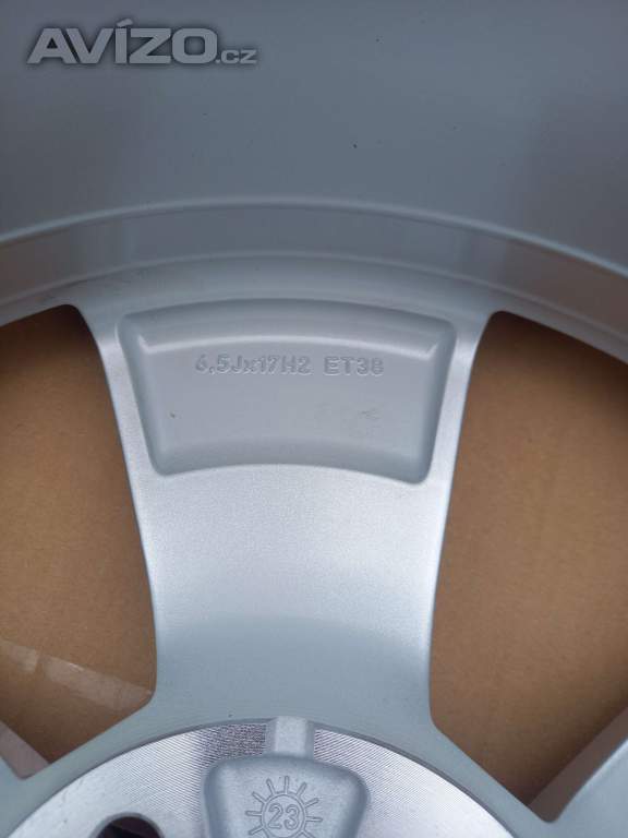 Foto inzerátu Škoda Kodiaq I,II/VW Tiguan/Seat Taracco- NOVÉ 17 Alu disky