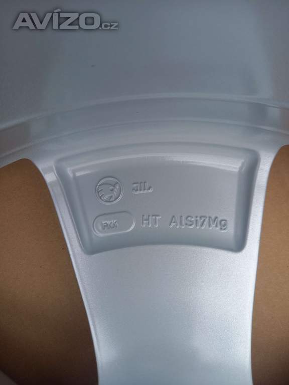 Foto inzerátu Škoda Kodiaq I,II/VW Tiguan/Seat Taracco- NOVÉ 17 Alu disky