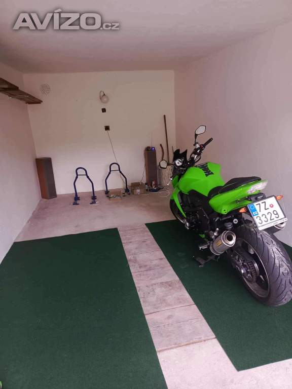 Parkovací místo pro MOTO