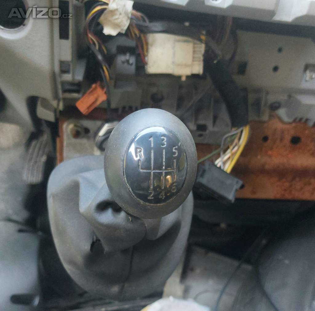 Foto inzerátu Renault trafic Opel Vivaro 1.9 dci 74kw díly 