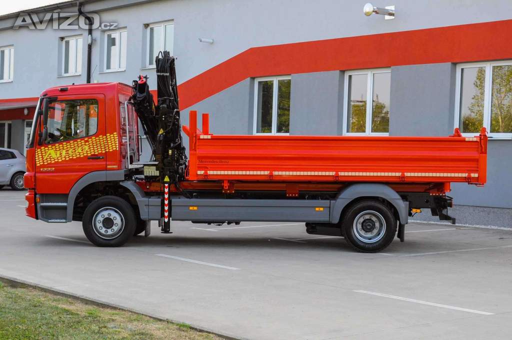 Foto inzerátu MERCEDES ATEGO 1222 TŘÍSTRANNÝ SKLÁPĚČ + HYDRAULICKÁ RUKA