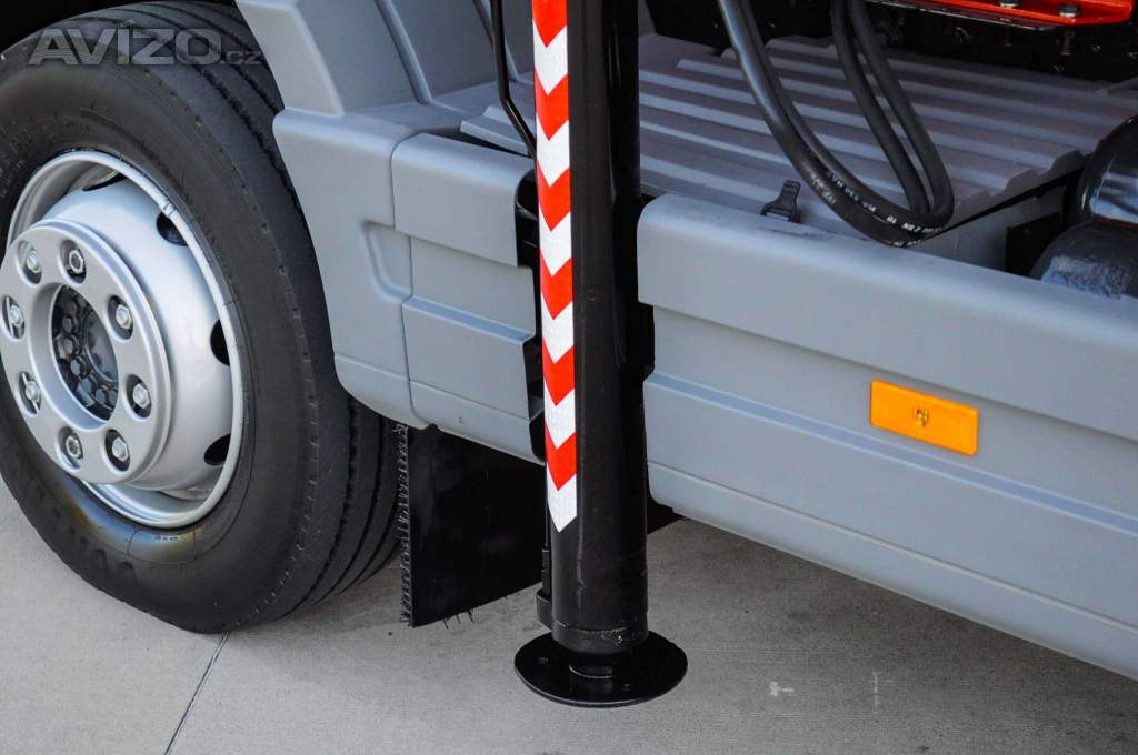 Foto inzerátu MERCEDES ATEGO 1222 TŘÍSTRANNÝ SKLÁPĚČ + HYDRAULICKÁ RUKA