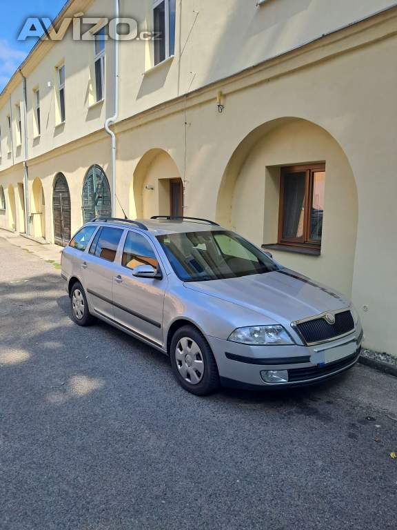 Octavia 2,103kw,dsg nafta 2006