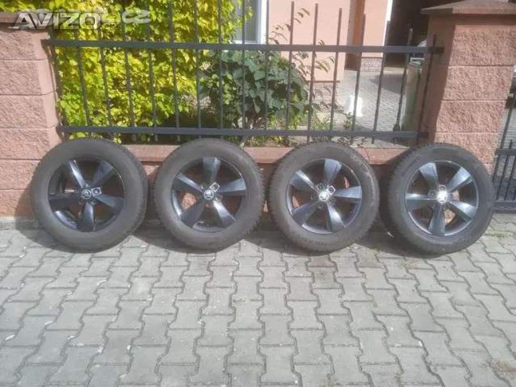 Kompletní zimní kola 16,KAROQ(originál)+zimní řetězy