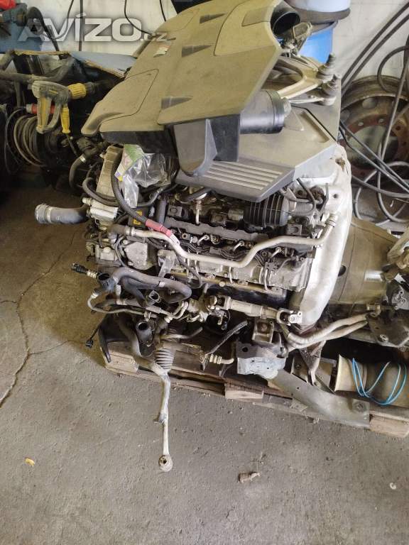 Motor BMW V8 409kw kompletni