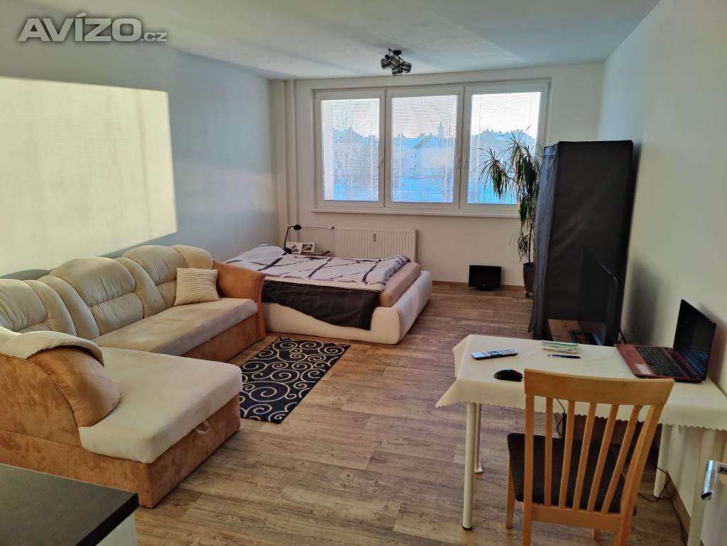 Pronájem bytu 1+kk 32m2 po rekonstrukci, Ant. Sovy, Opava