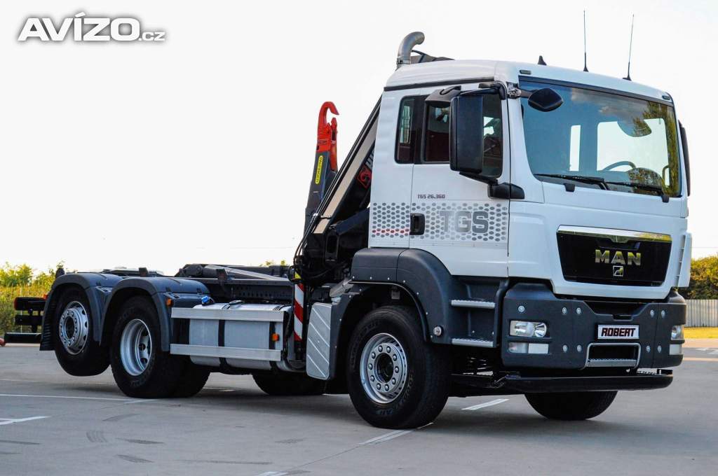MAN TGS 26.360 HÁKOVÝ NOSIČ KONTEJNERŮ + HYDRAULICKÁ RUKA