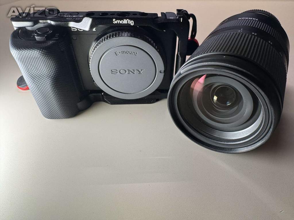 Sony ZV-E10 + Tamron 17-70 + příslušenství 